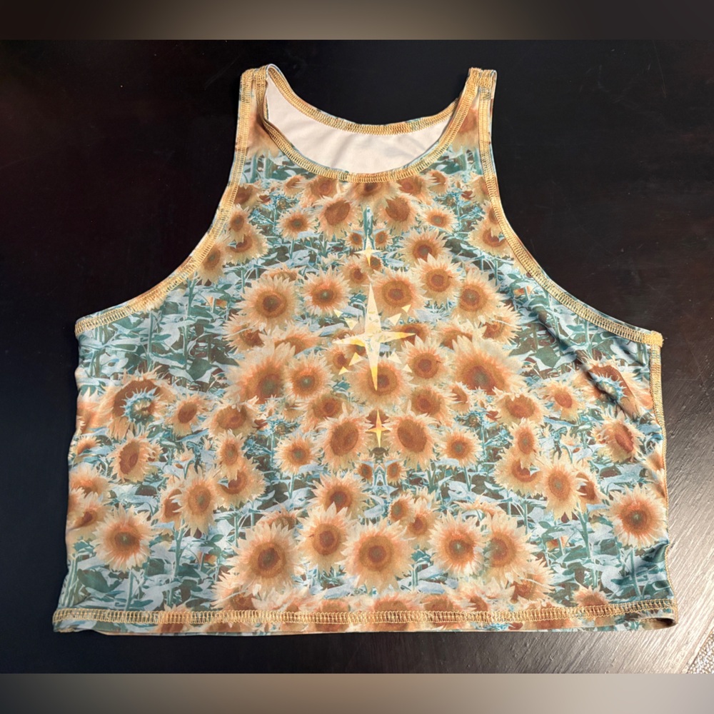 TEEKI Sunflower crop top size L